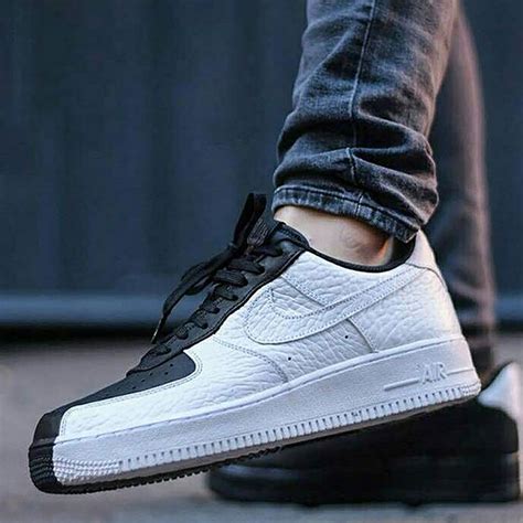 Nike Air Force 1 Low '07 LV8 Split Black Phantom